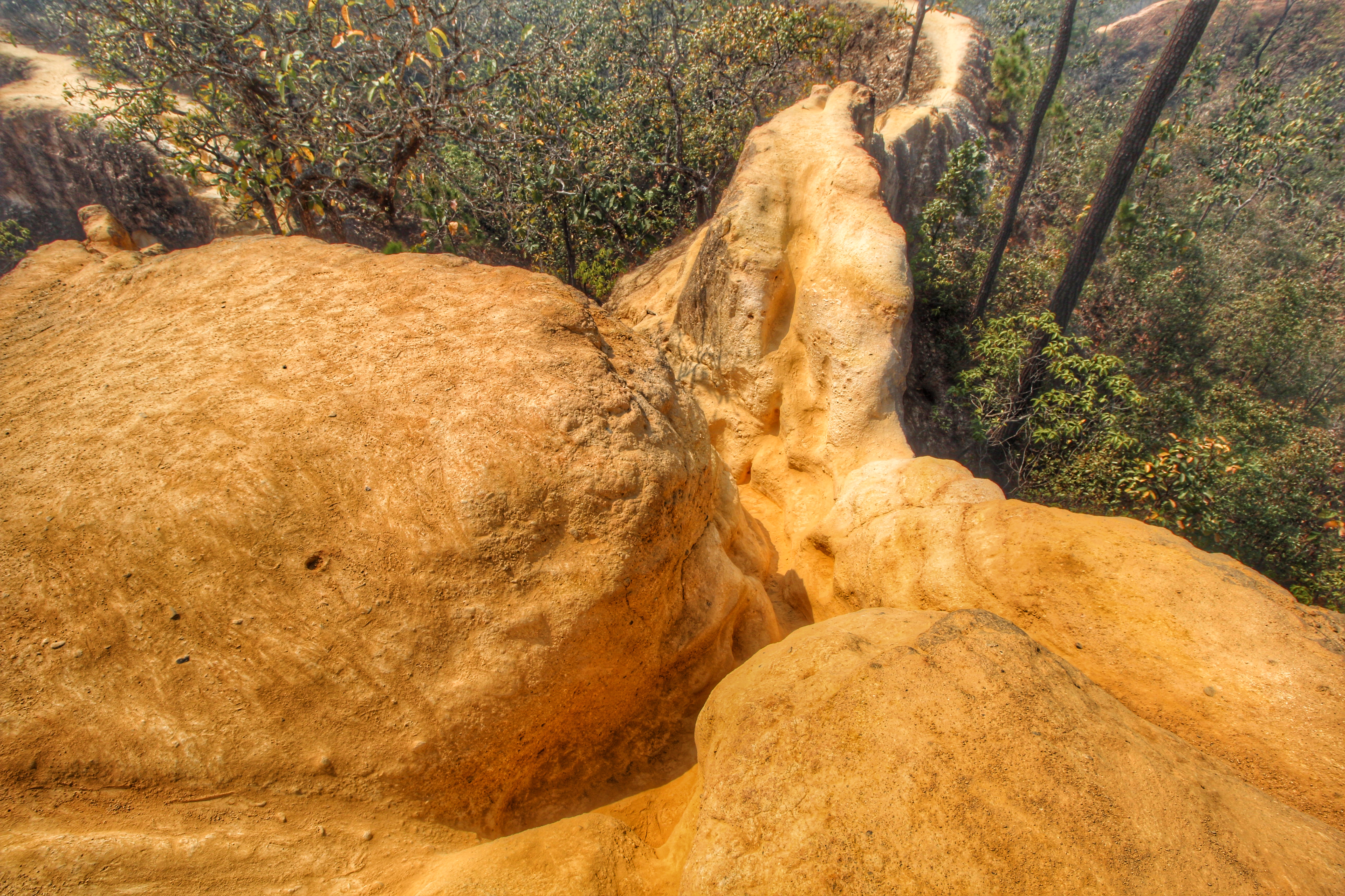 Hike through Pai Canyon