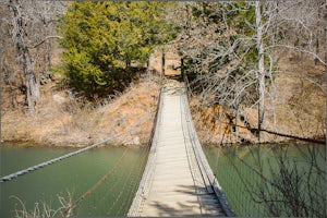 Ankle Express Trail to the Swinging Bridge