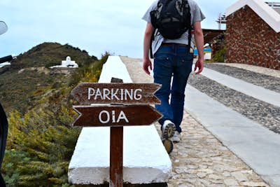 Hike Along the Santorini Caldera from Fira to Oia