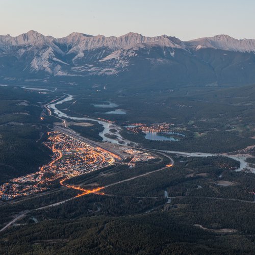 Catch the Best Views of Jasper on the SkyTram