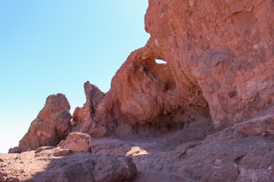 Hike to the Hole in the Rock at Papago Park, Hole in the Rock Trailhead