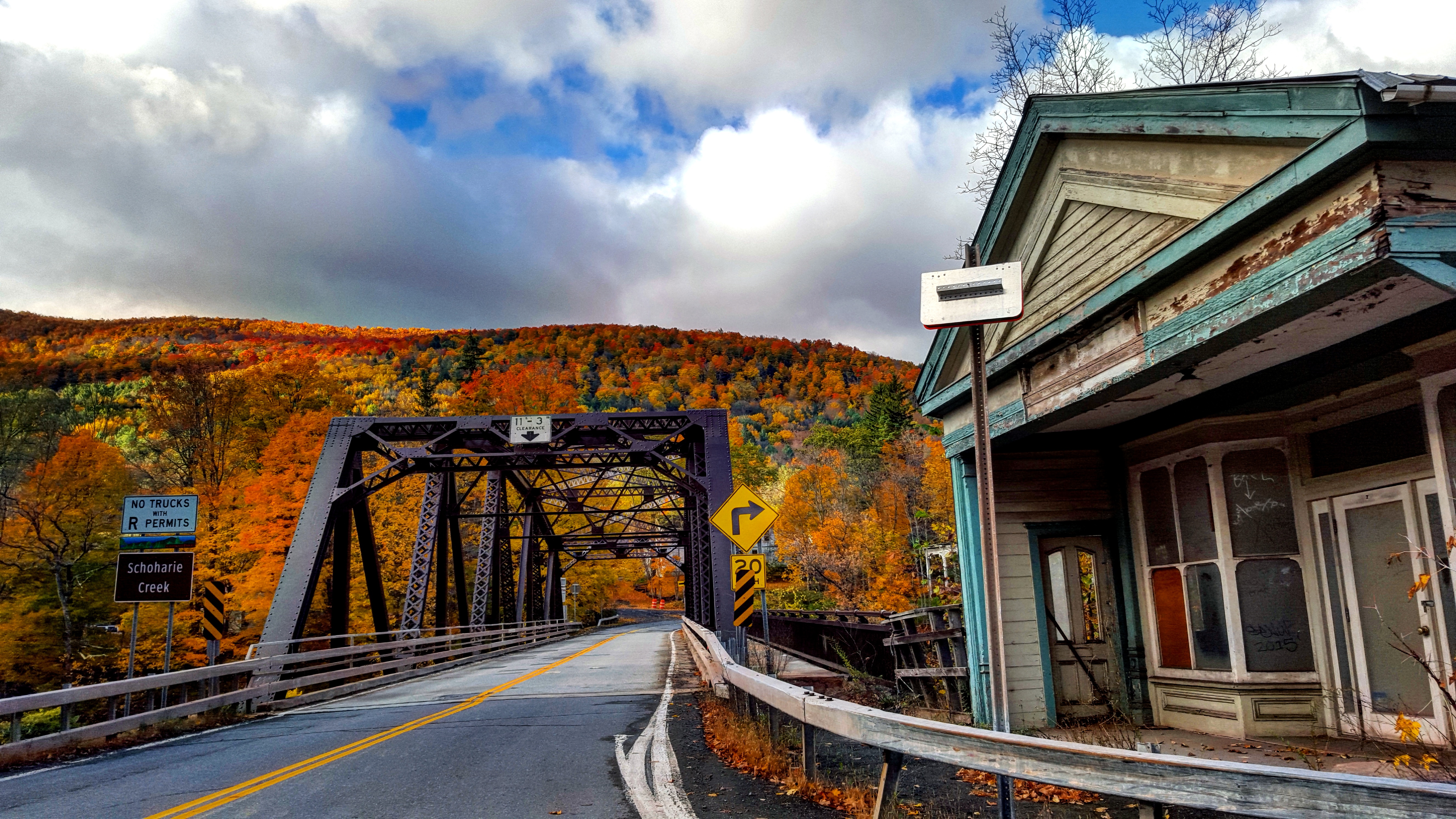 Devil's Path to Devil's Tombstone
