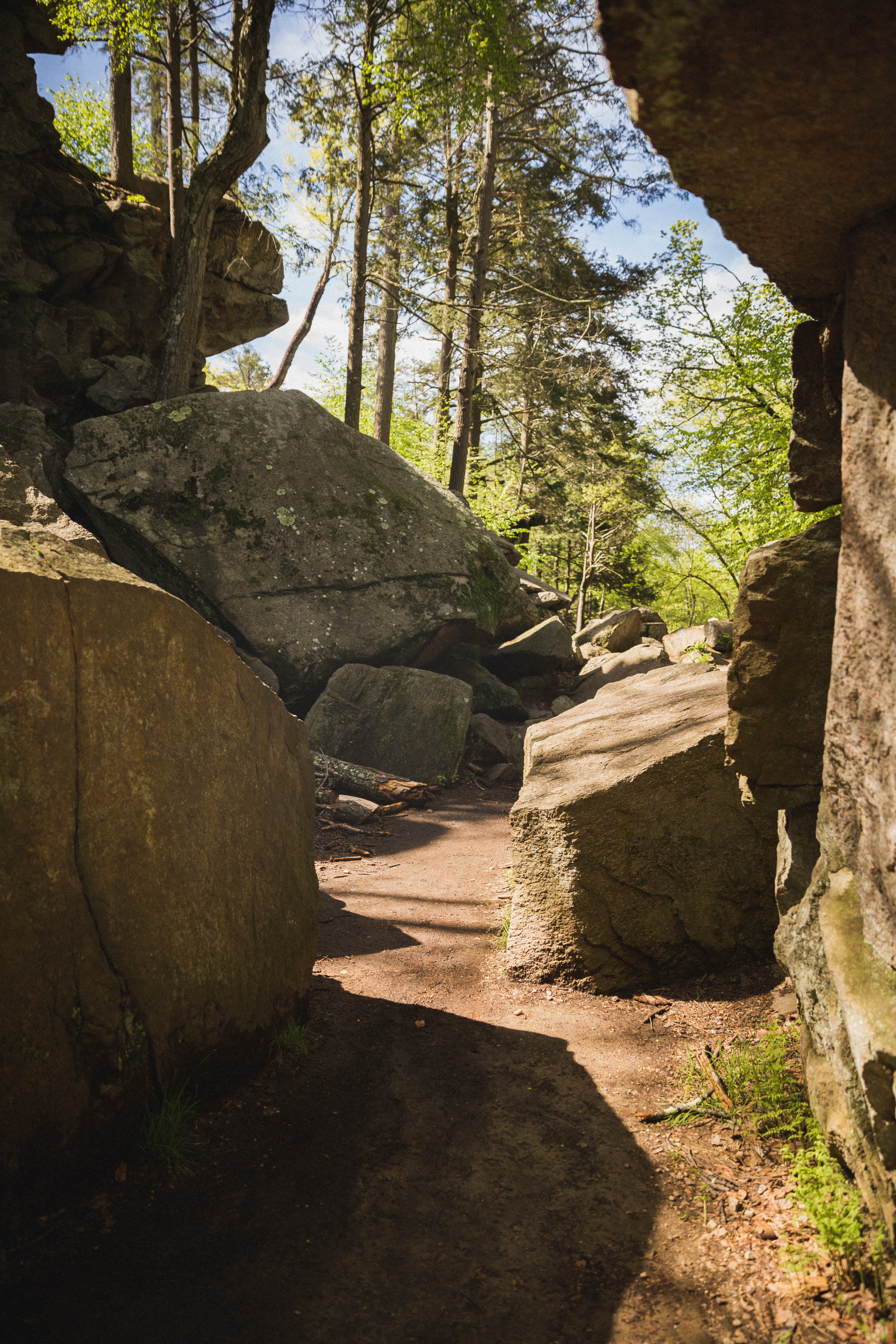Hike the Purgatory Chasm Trail