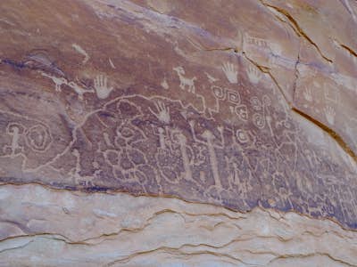 Hiking the Petroglyph Point Trail in Mesa Verde National Park