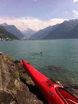 Kayaking and Cliff Jumping in Urnersee