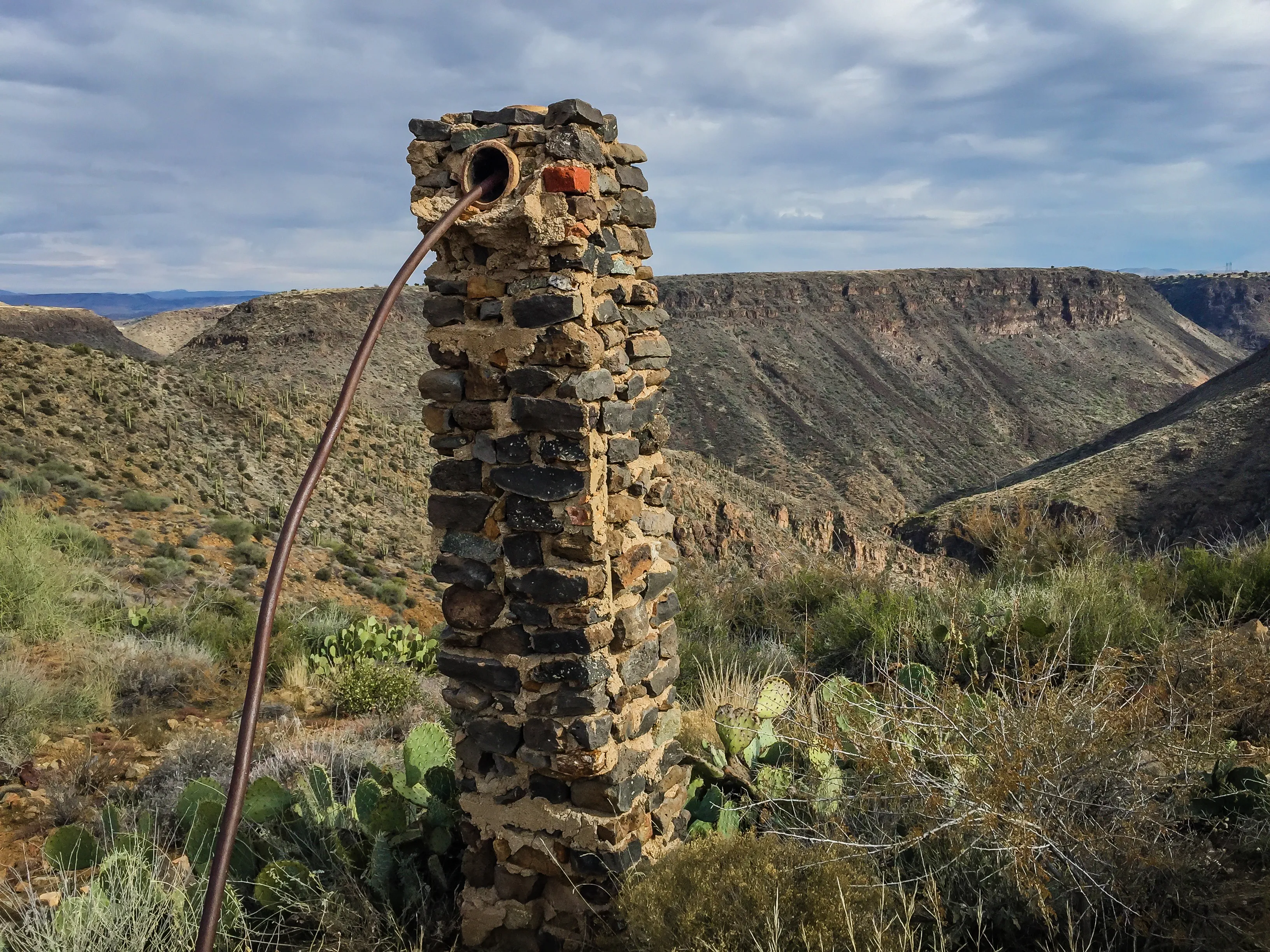 Richinbar Mine and Pueblo Trail
