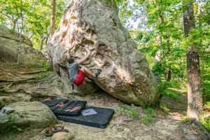 Bouldering Horse Pens 40