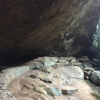Hiking to Old Man's Cave, Hocking Hills State park