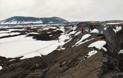 Hike from Grjótagjá to Hverfjall crater