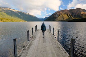 Hike the St Arnaud Track in Nelson Lakes NP