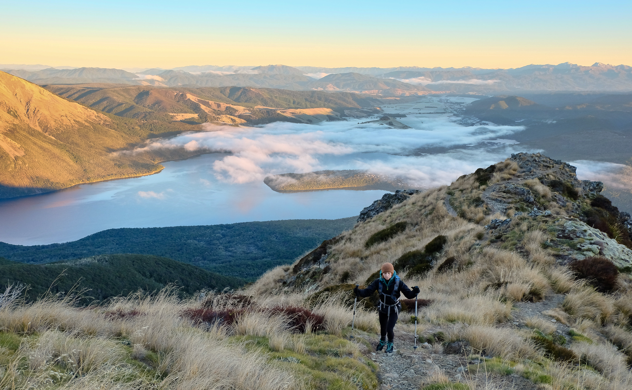 Hike the St Arnaud Track in Nelson Lakes NP