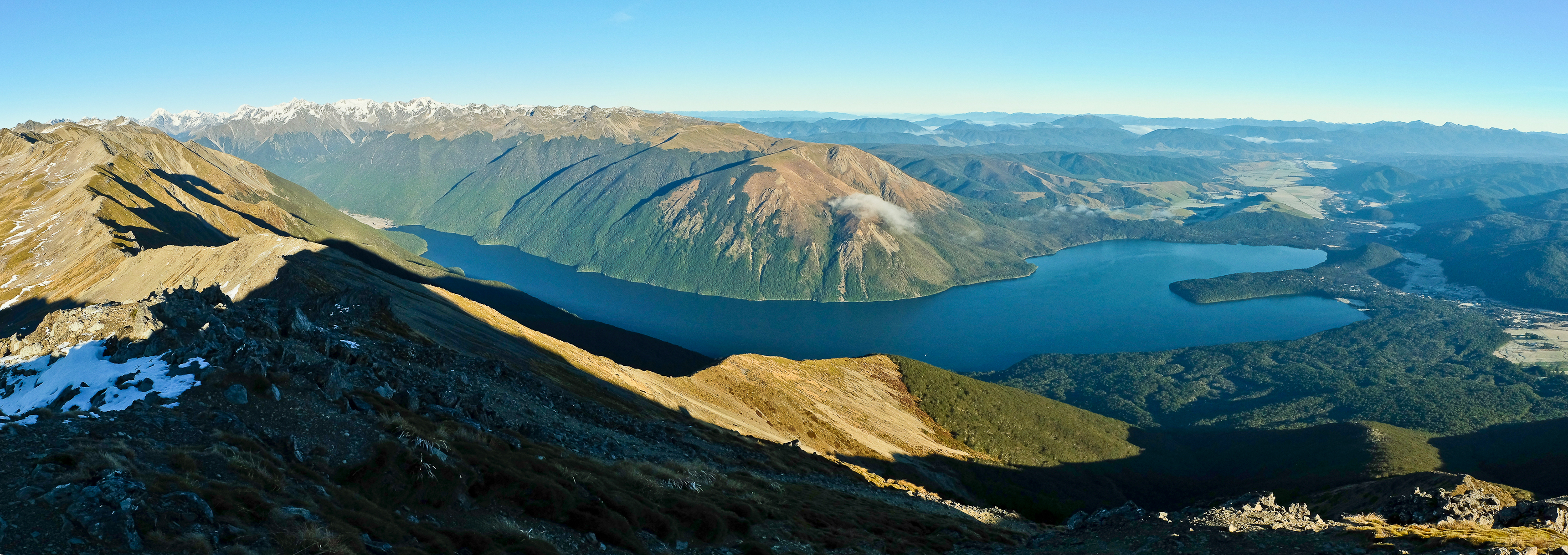 Hike the St Arnaud Track in Nelson Lakes NP
