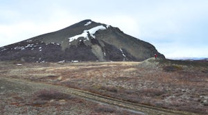 Hike up Vindbelgjarfjall