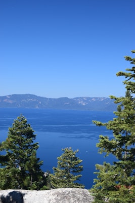 Hike to Marlette Lake, Chimney Beach Trail, Nevada State Park