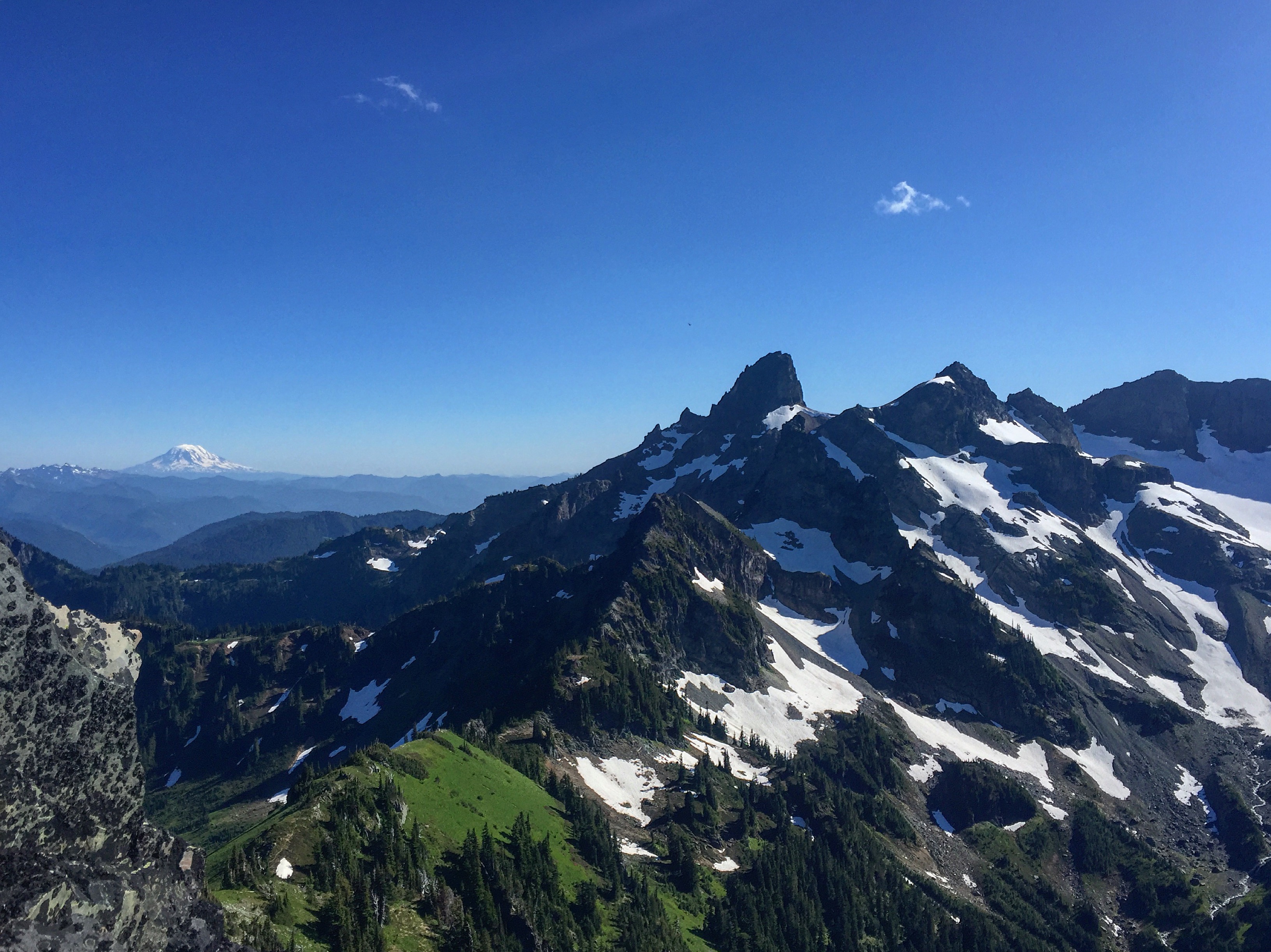 Scramble to Tamanos Mountain