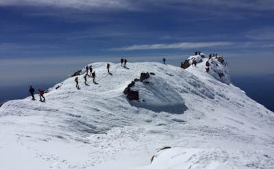 Climb Mt. Shasta via the Hotlum-Bolam Ridge 