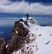 Climb Mt. Shasta via the Hotlum-Bolam Ridge 