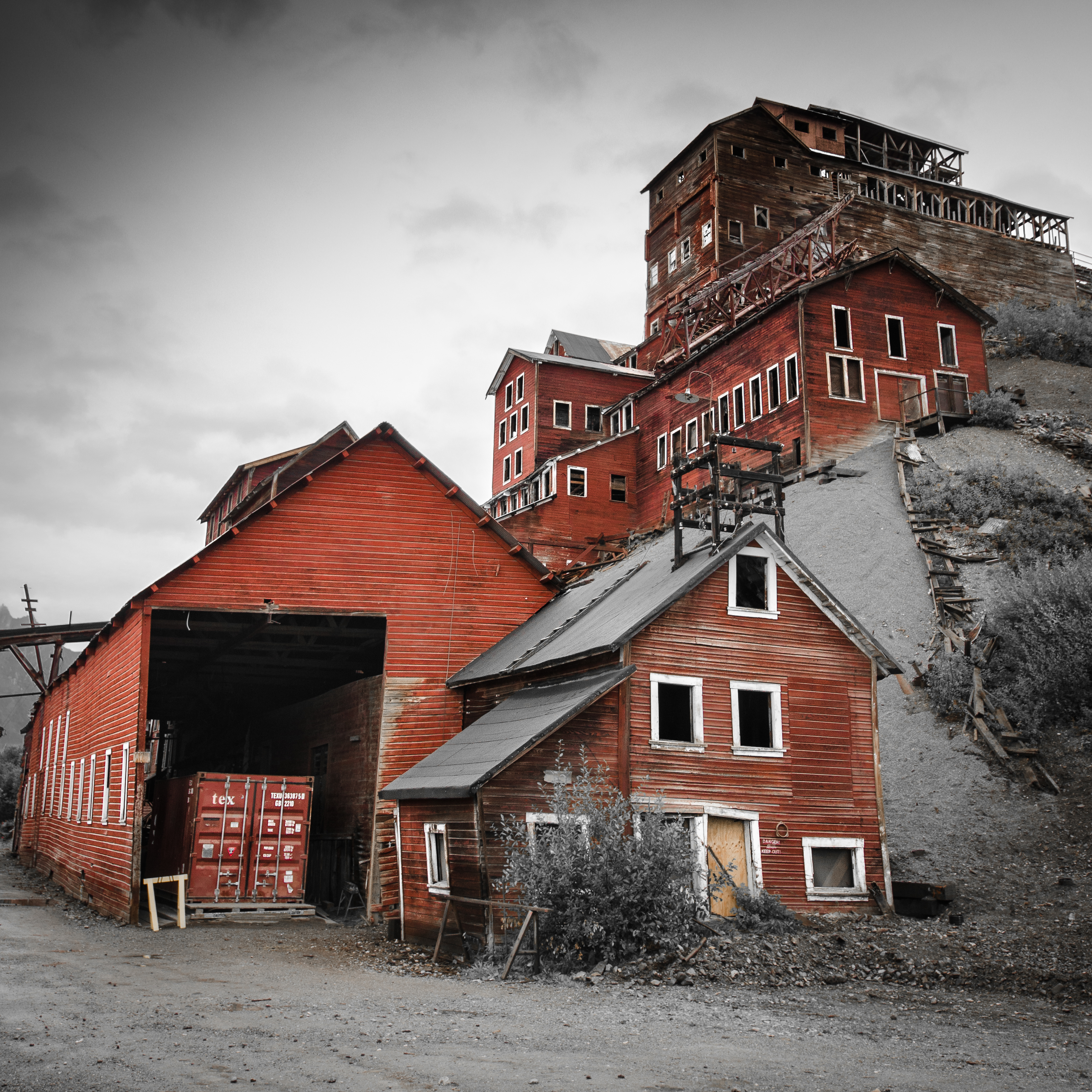 Explore Wrangell-St. Elias National Park Kennecott Mines