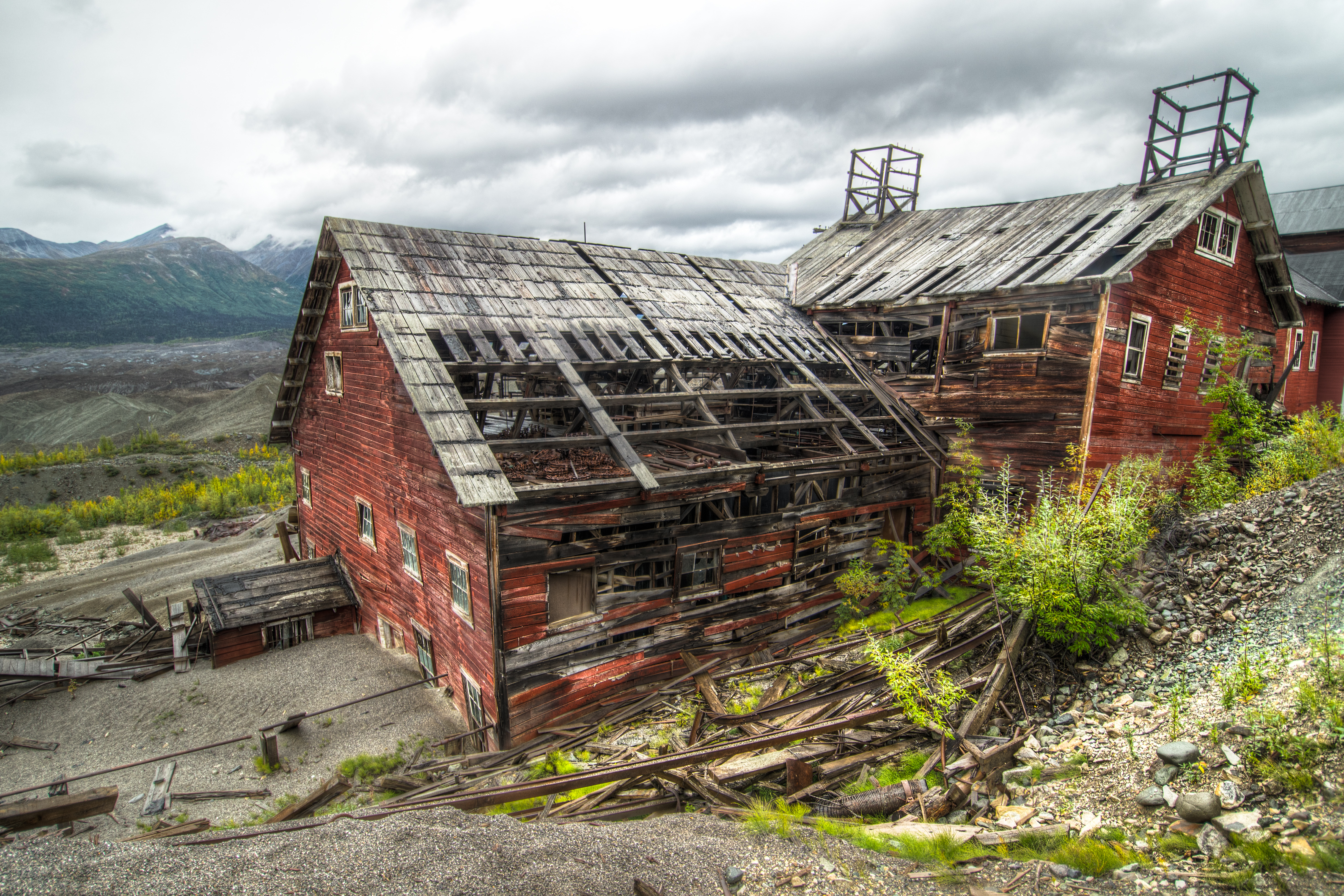 Explore Wrangell-St. Elias National Park Kennecott Mines