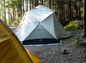 Camping on Lac Escalier in Parc national du Mont-Tremblant