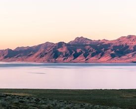 Camp at Tamarack Bay on Pyramid Lake