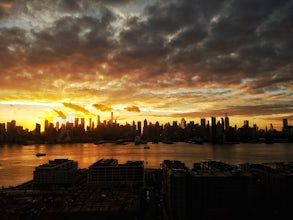 Photograph the NYC Skyline from JFK Boulevard East