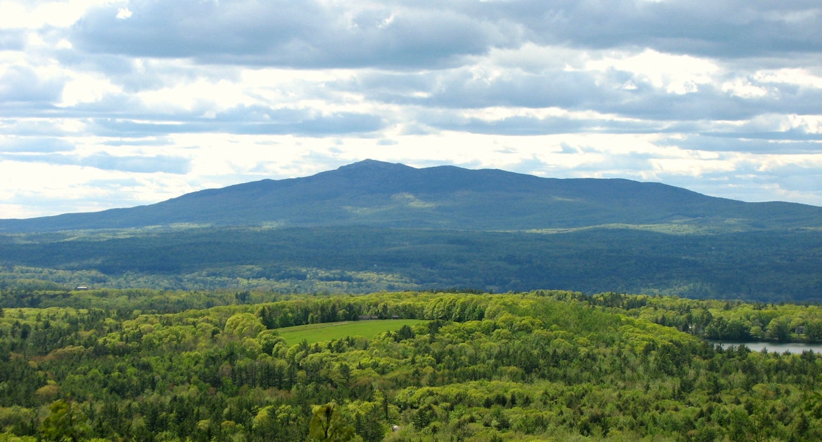 Hiking Pack Monadnock at Miller State Park, Temple, New Hampshire