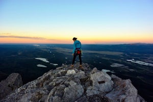 Grillmair Chimneys Climb - Mount Yamnuska