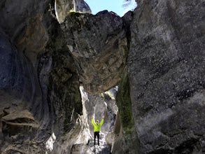 Hike through McGillivray Canyon