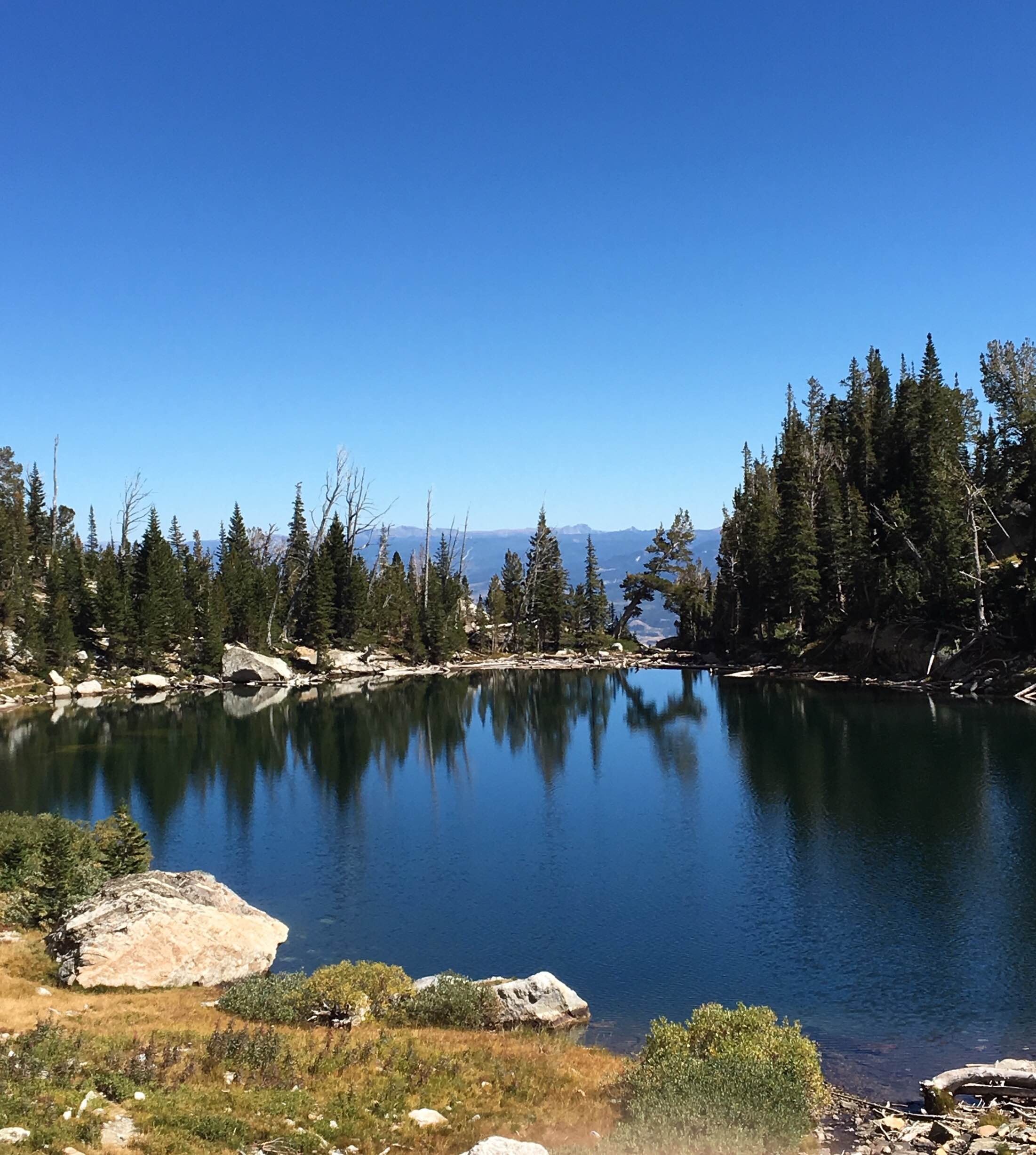 Hike to Lake of the Crags