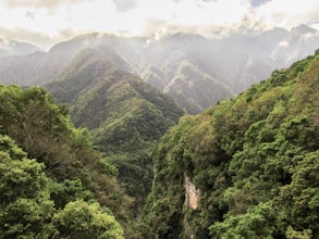 Hike the Zhuilu Old Trail, Taiwan