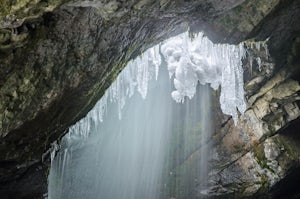 How to Ditch the Crowds at Donut Falls