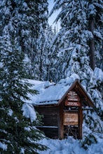 Ski or Snowshoe to Midnight Lake