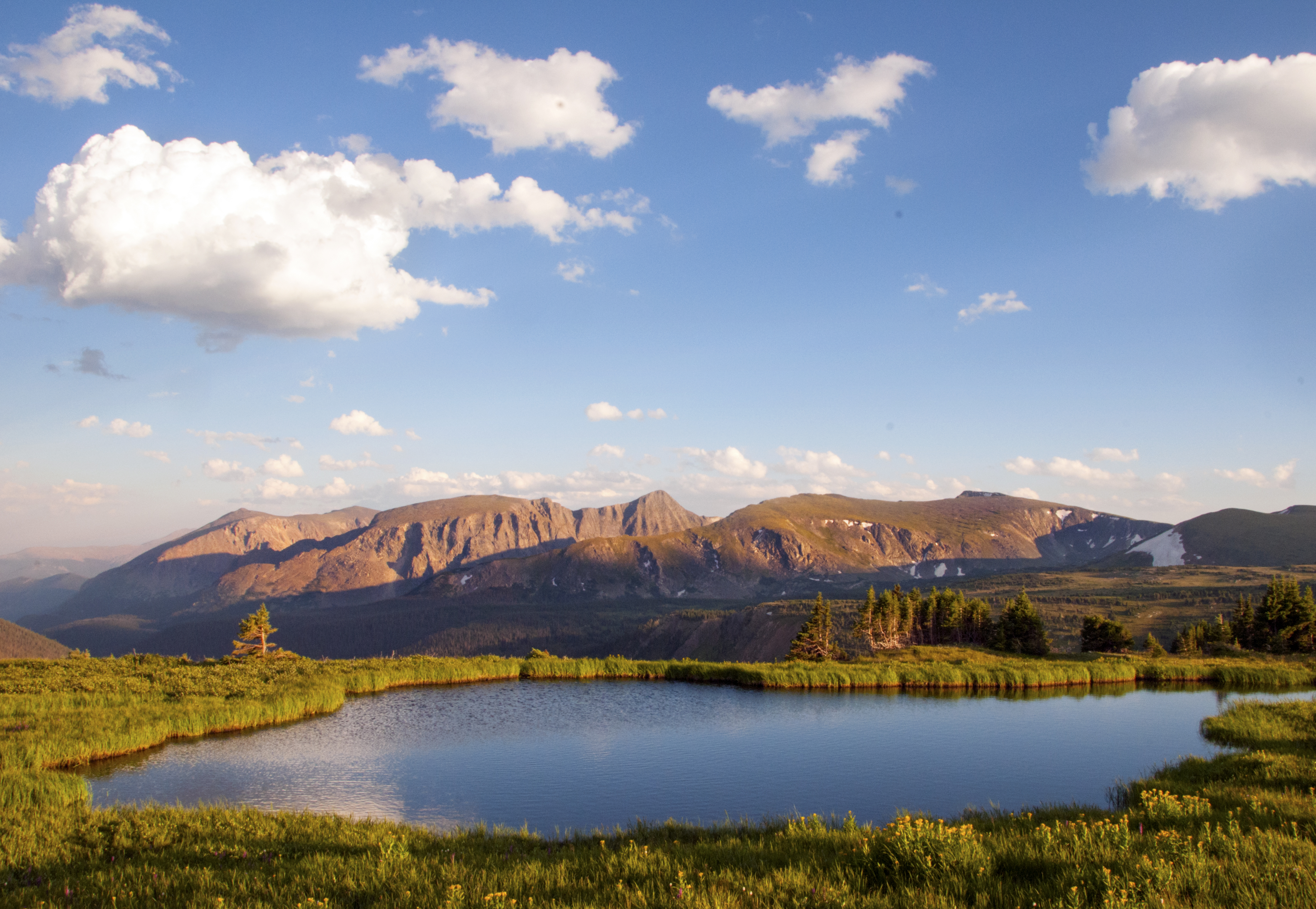 Catch a Sunset Above Milner Pass