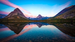 7 Photos of Glacier National Park's Glorious Fall Colors