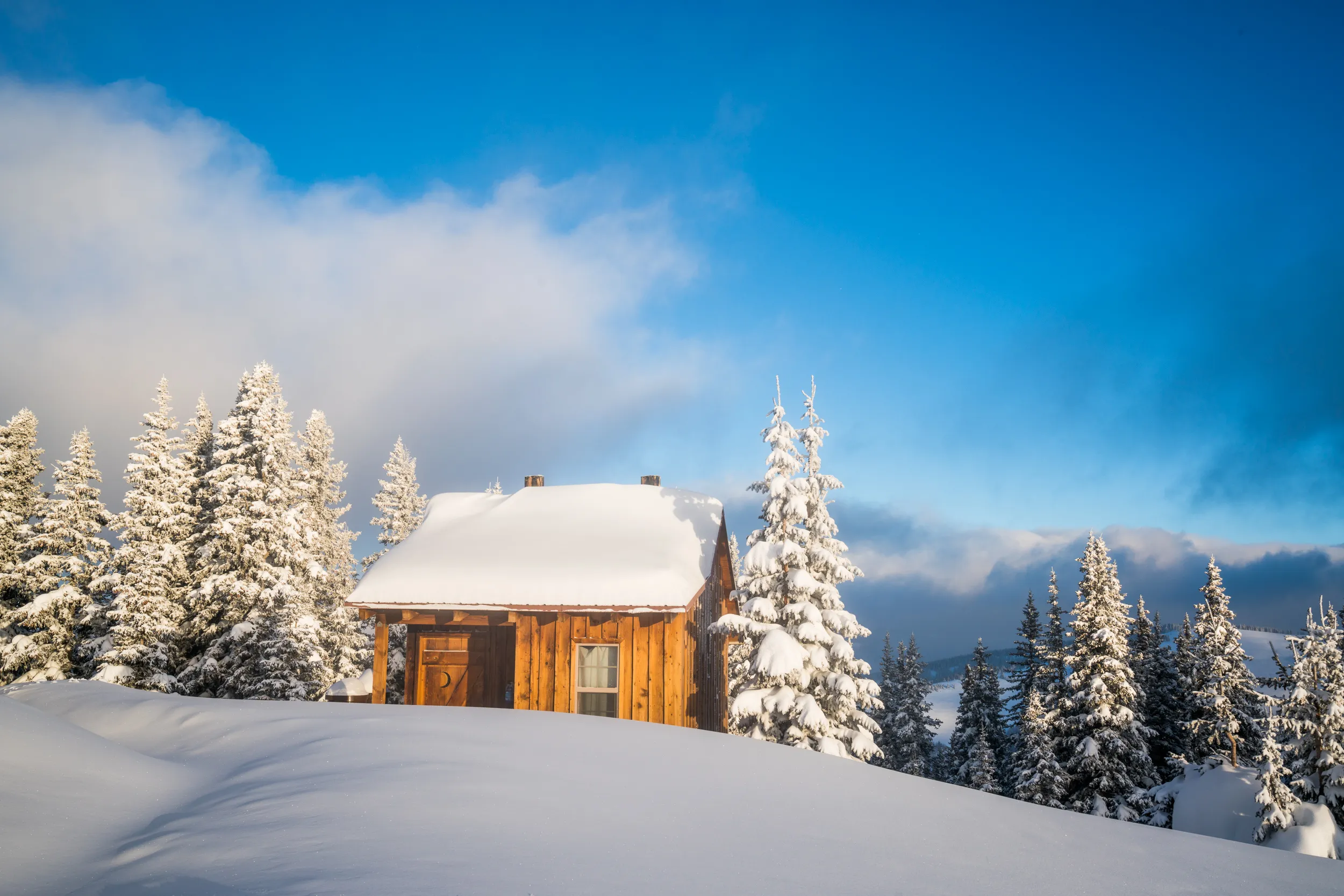 Ski to Fowler-Hilliard Hut