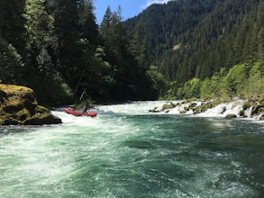 Raft the Wild and Scenic Clackamas River