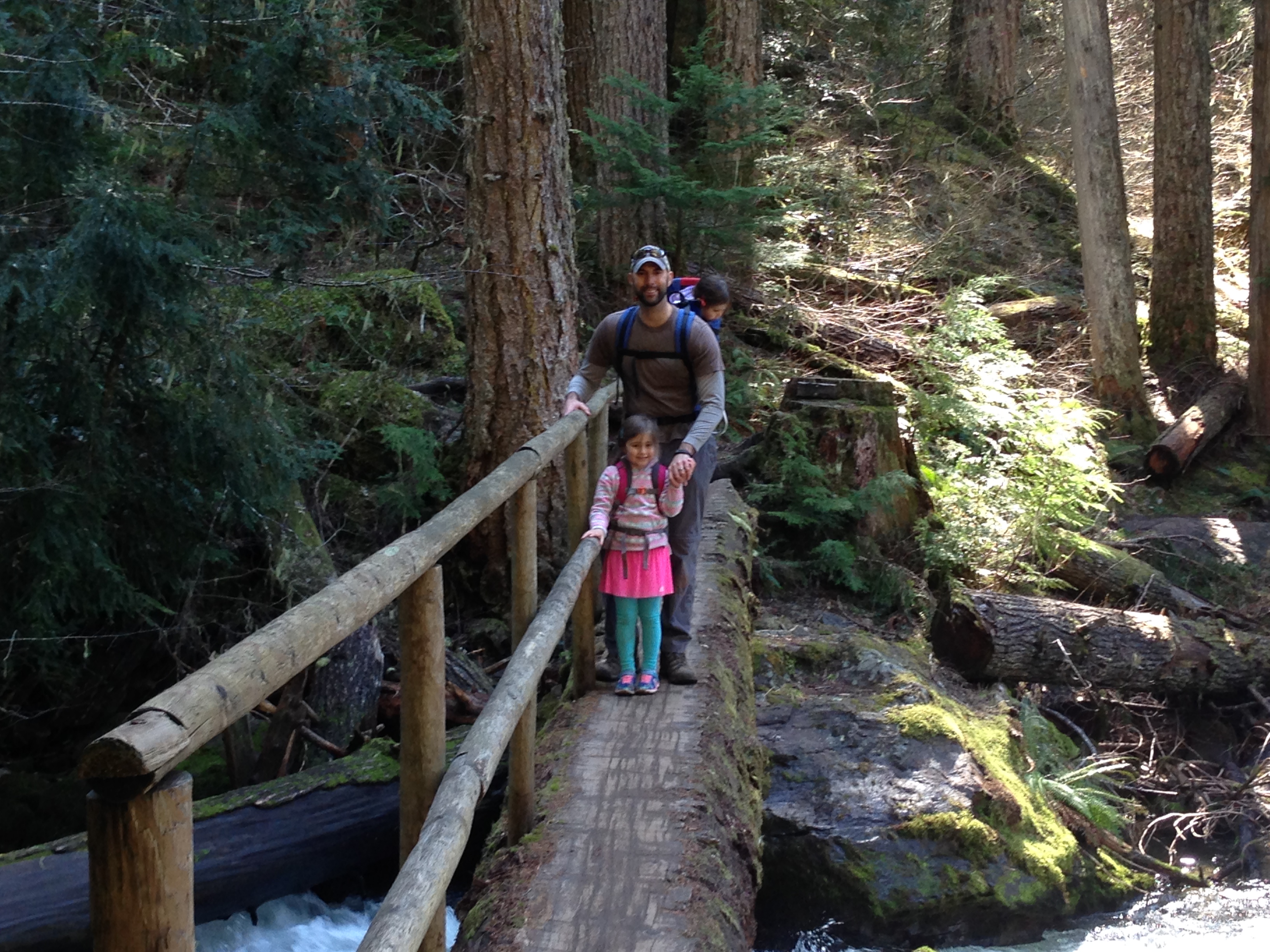 Hike to Greenwater Lakes