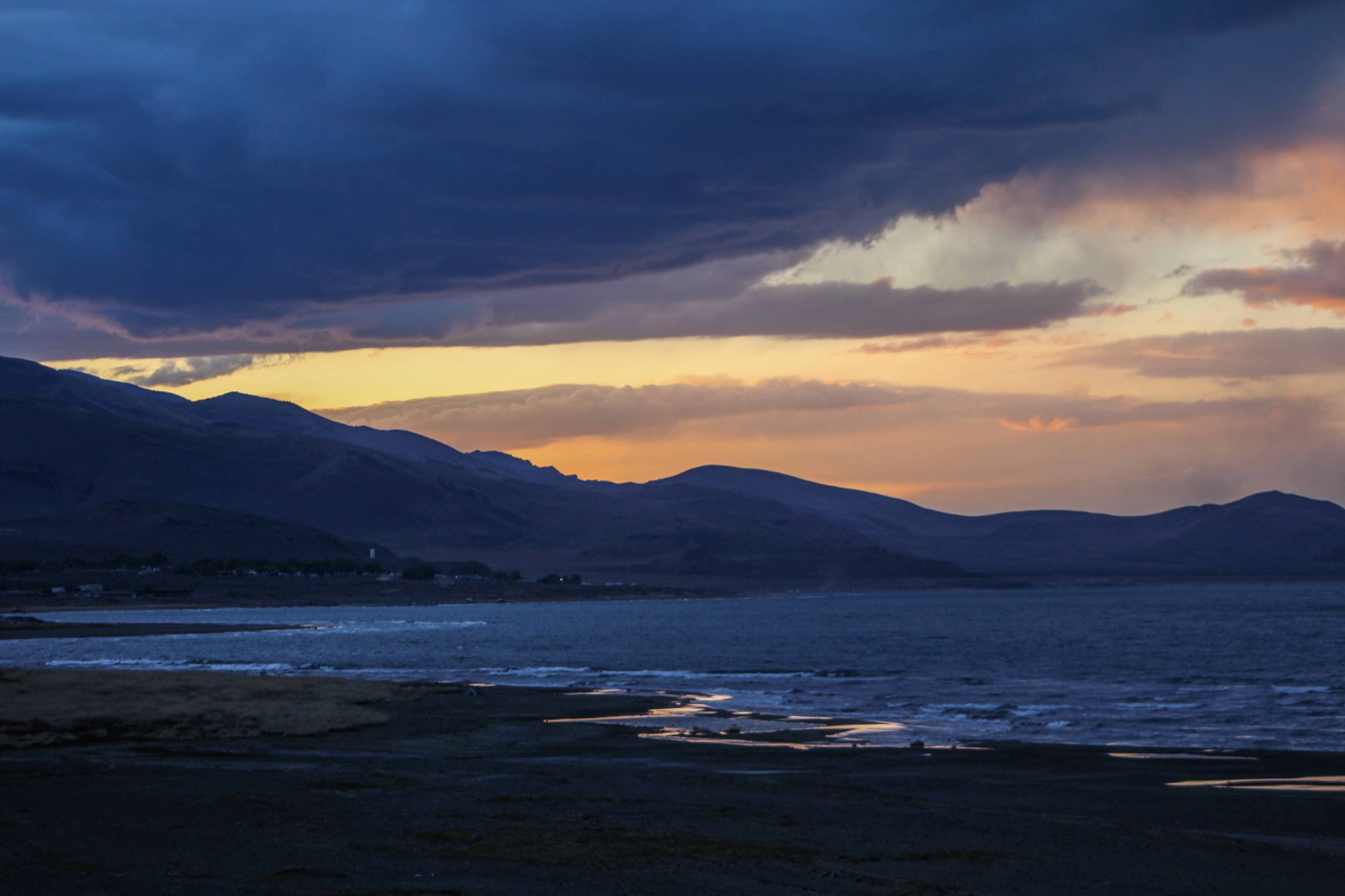 Catch a Sunset at Pyramid Lake