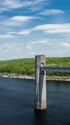 kayak the francis e. walter dam, francis e. walter dam