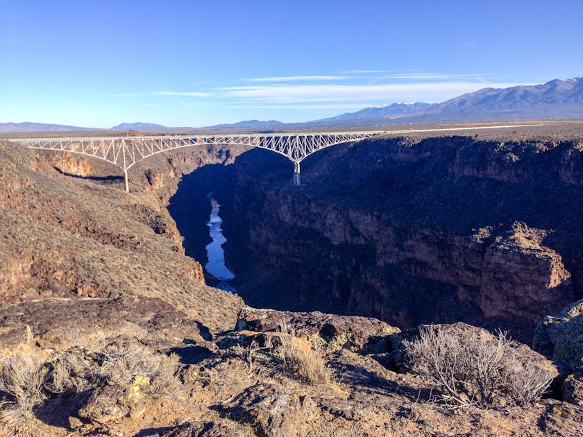 Hike The Rio Grande Gorge Bridge Trail El Prado New Mexico
