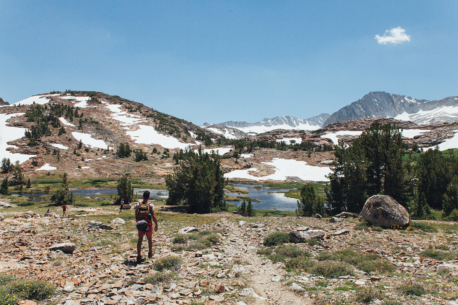 20 Lakes Basin Loop