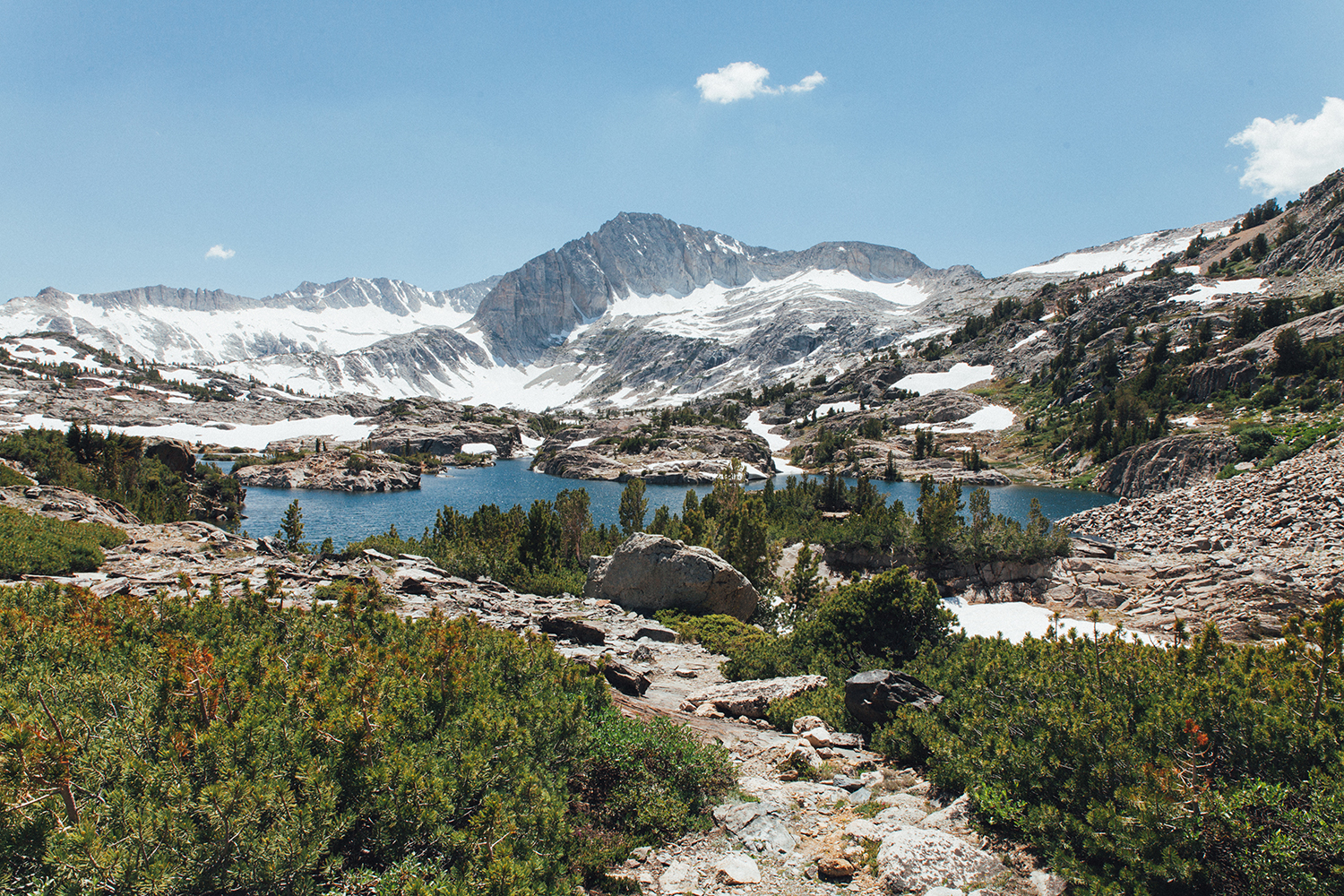 20 Lakes Basin Loop