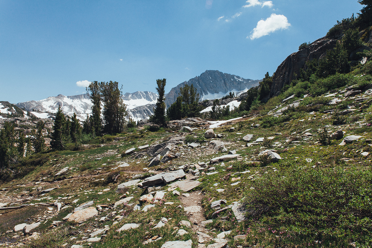 20 Lakes Basin Loop