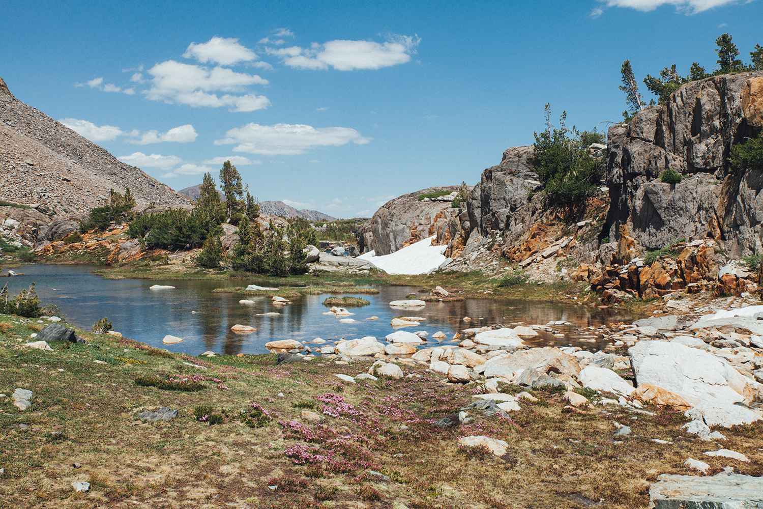 20 Lakes Basin Loop