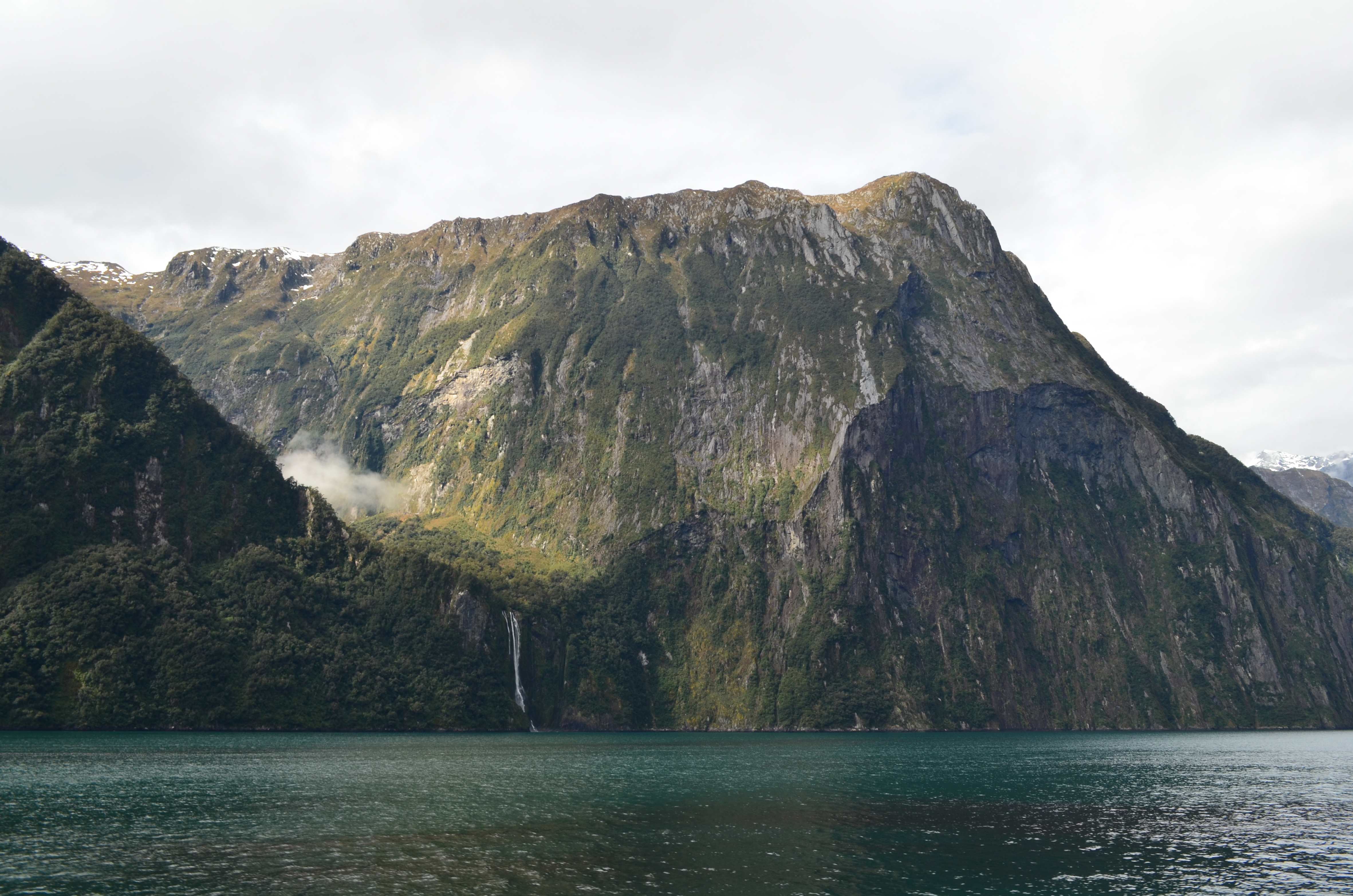 Overnight Cruise the Milford Sound