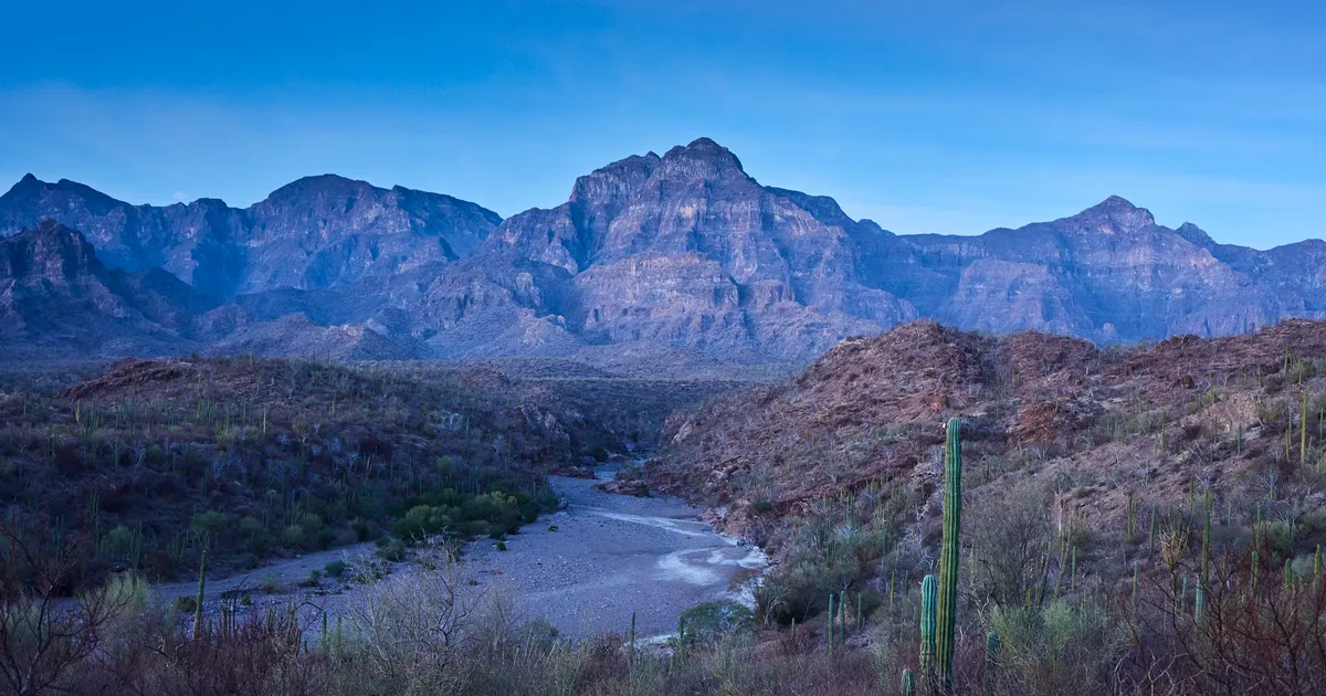 Hike El Tular Canyon in the Sierra de la Gigante Mountains, Loreto ...