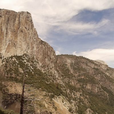 Hike to Upper Yosemite Falls 