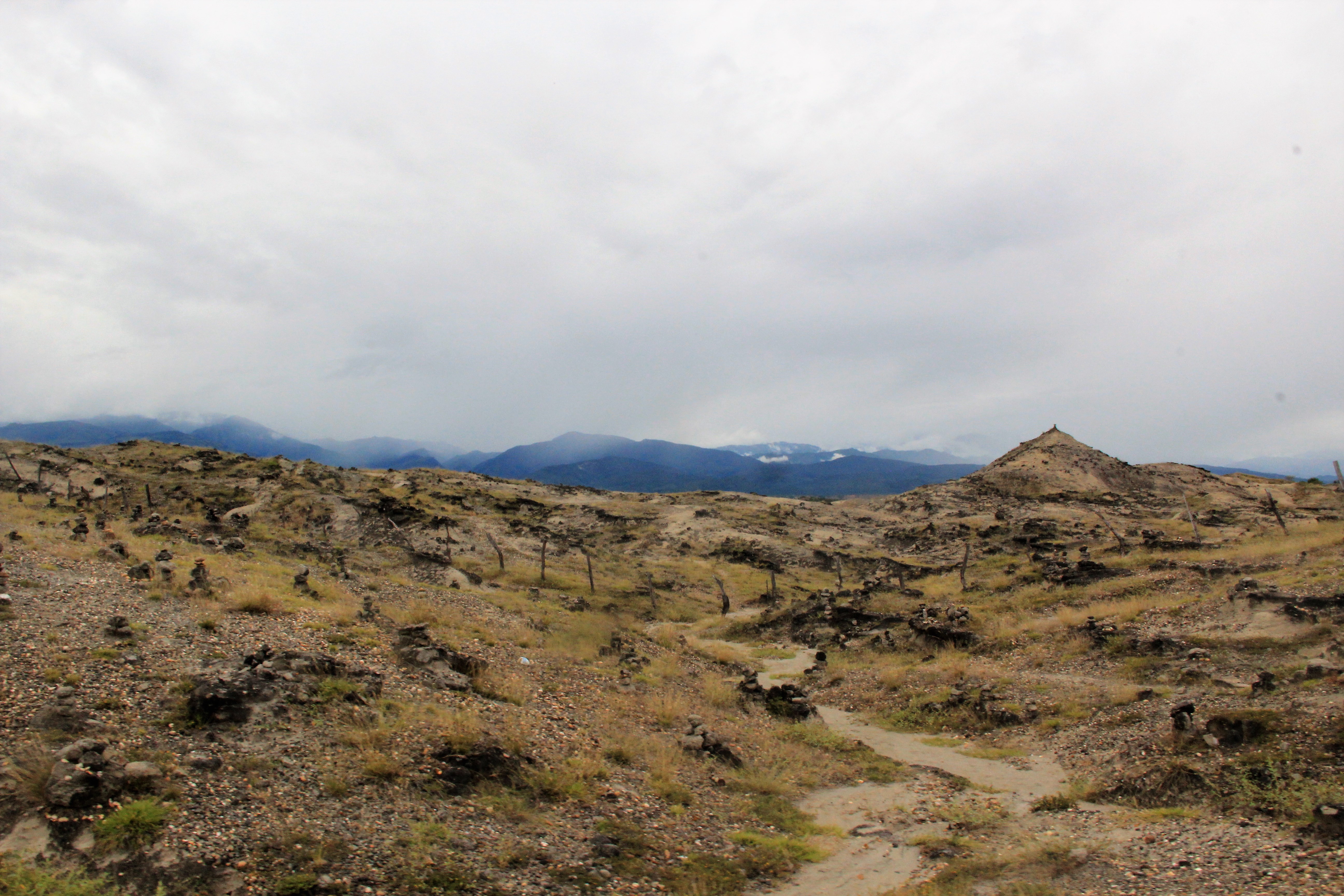 Hiking Los Hoyos
