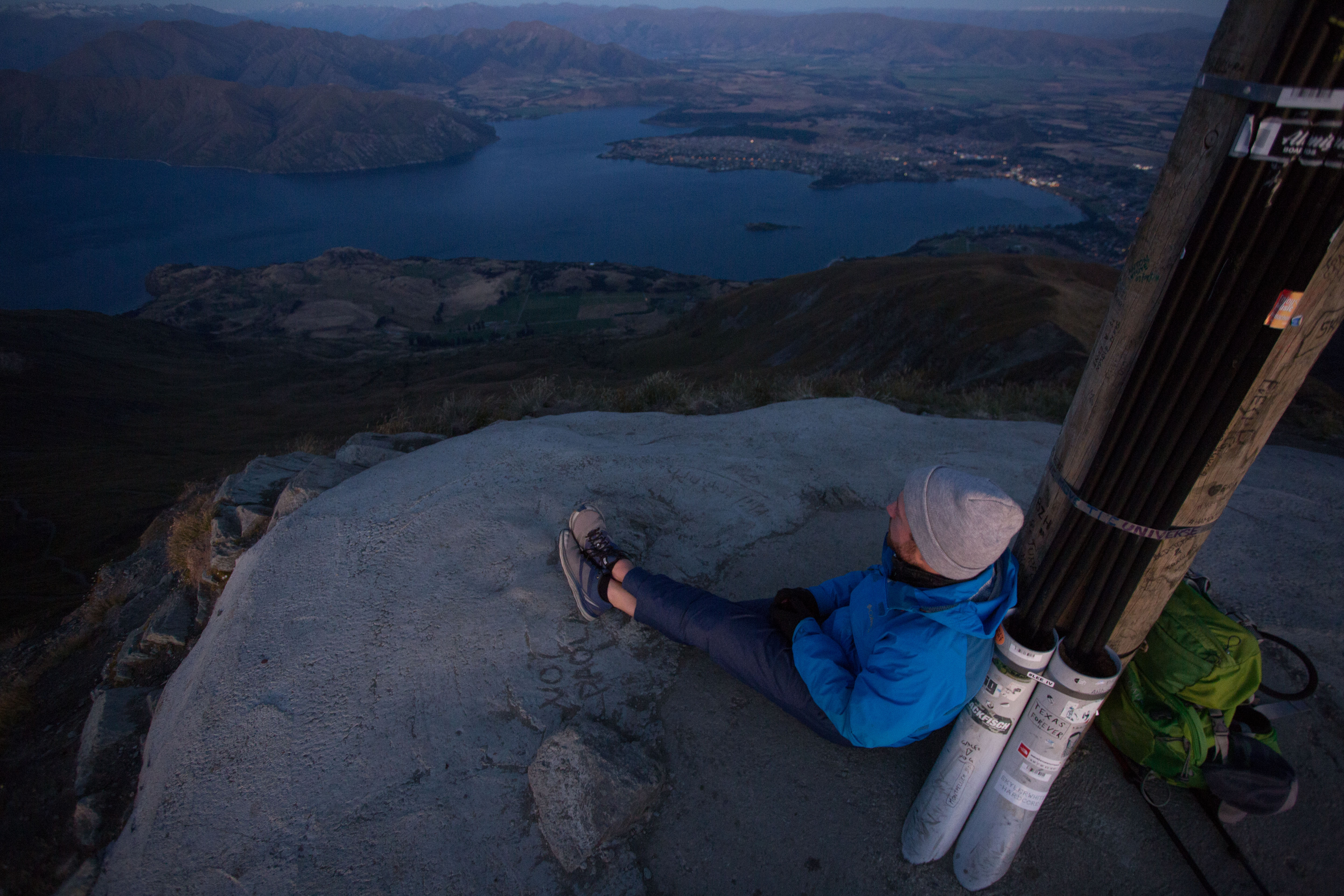 Hike the Skyline Track